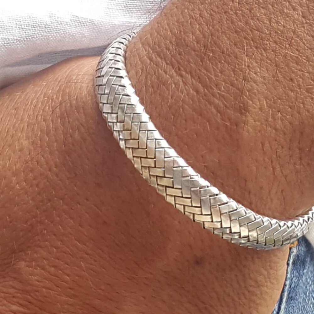 VY BRAIDED SILVER BRACELET - CUFF STYLE